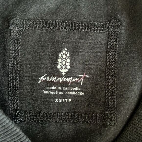 NWOT FREE PEOPLE MOVEMENT Women’s SLEEVELESS TANK TOP Black Size XS - Picture 10 of 10